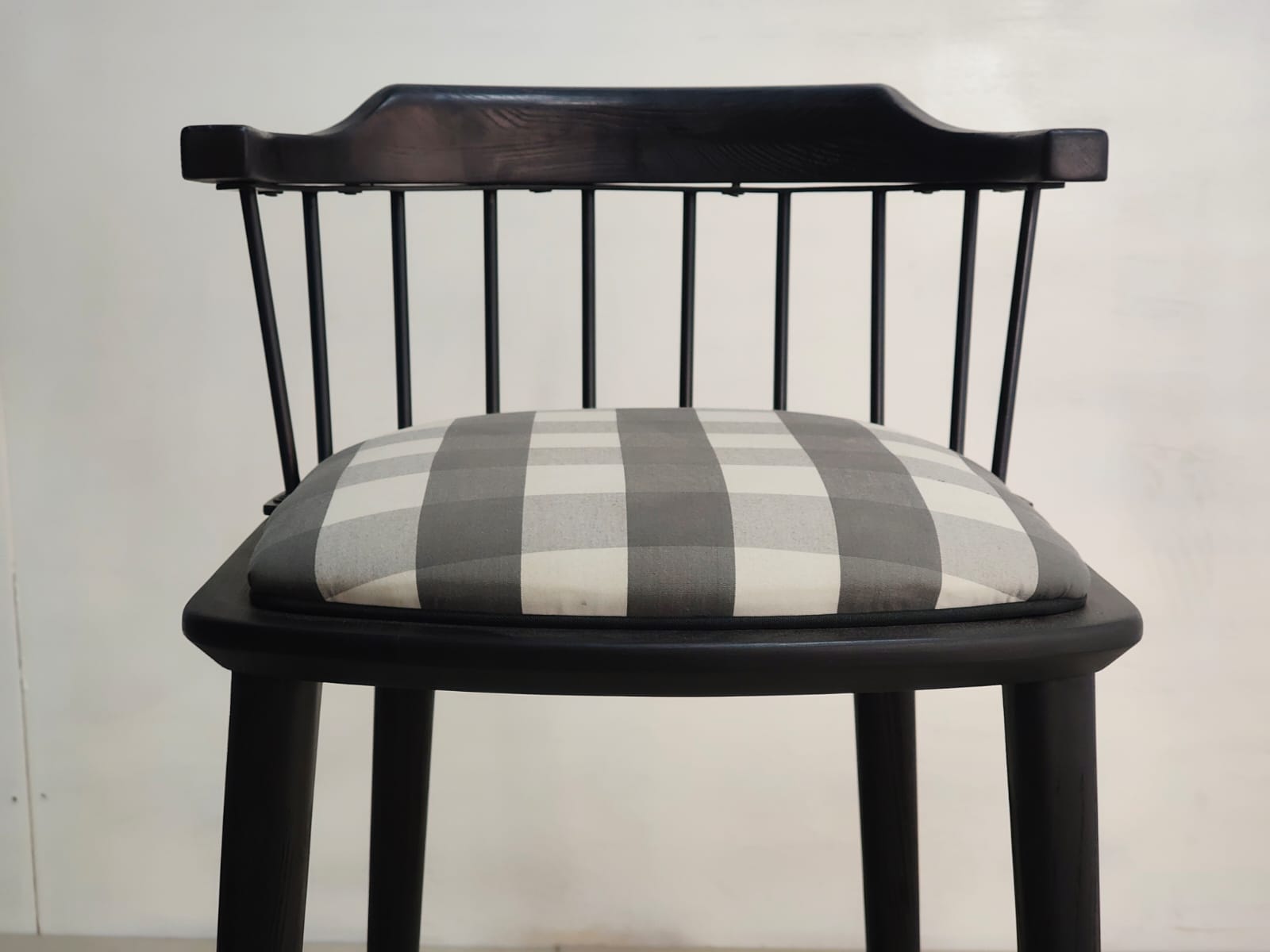 Peru High Chair in Oakwooad