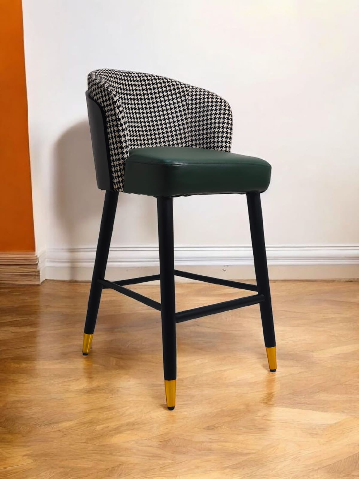 Checkered classic bar stool